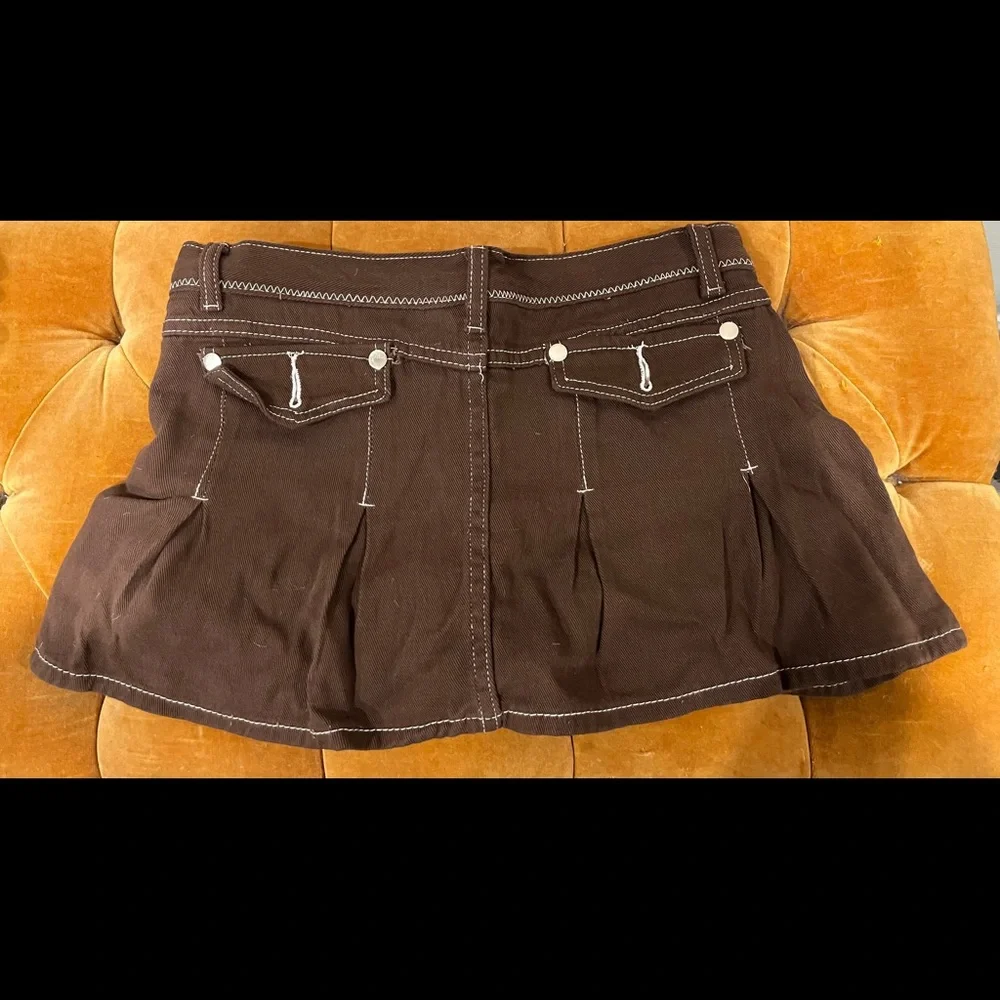 90’s Denim Brown Skirt - Picture 2 of 4